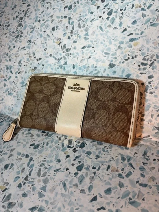 Coach Signature Accordion Zip Wallet Brown Tan Canvas Leather Wristlet - Picture 1 of 5